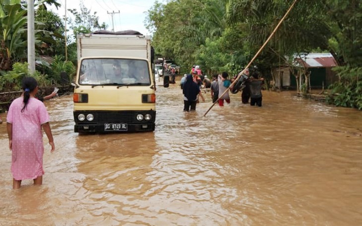 Banjir di Batik Nau Bengkulu Utara 