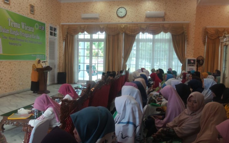 Silaturrahmi dan temu wicara antar perempuan lansia, paruh baya serta remaja di kota Bengkulu