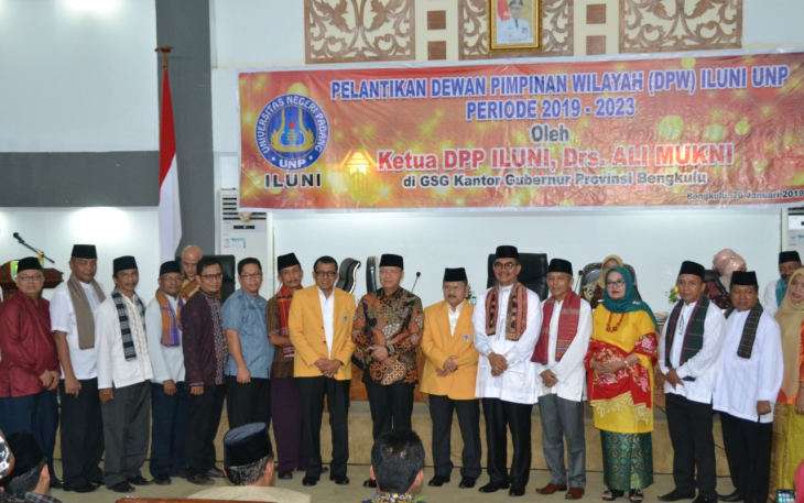 Tampak hadir dalam kegiatan ini Setda Provinsi Sumatera Barat Alwis, Ketua Umum DPP Bunda Kanduang, Sekjend DPP Induk Keluarga Minangkabau, anggota ILUNI UNP Provinsi Bengkulu