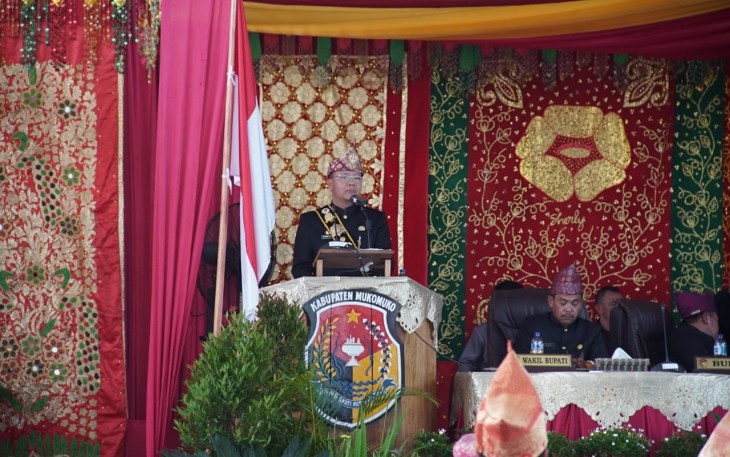 Gubernur Bengkulu Rohidin Mersyah menghadiri Rapat Paripurna Istimewa DPRD dalam rangka HUT ke - 16 Kabupaten Mukomuko