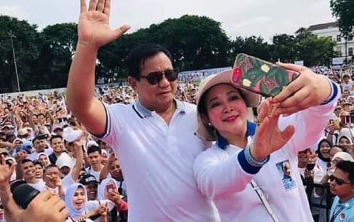 Titiek Soeharto bersama Prabowo