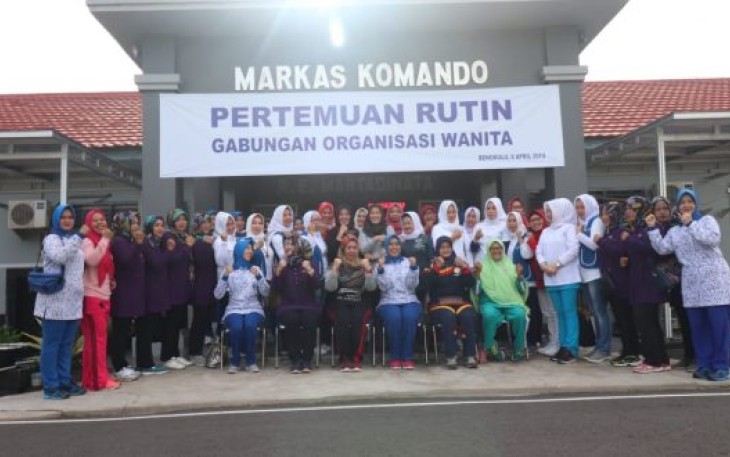Gabungan Organisasi Wanita Kota Bengkulu Foto Bersama 