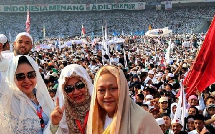 Siti Hardijanti Rukmana, Siti Hediati Hariyadi, dan Siti Hutami Endang Adiningsih
