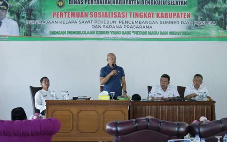 Bupati Bengkulu Selatan Gusnan Mulyadi 