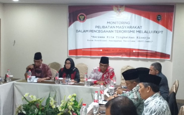 Kaban Kesbangpol Provinsi Jambi H Asnawi Buka FGD Secara Resmi  