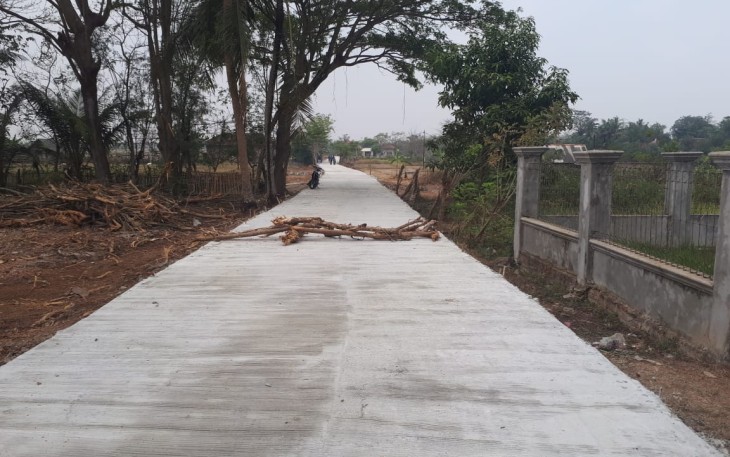 Kondisi Jalan Desa Blukbuk Kabupaten Tanggerang Saat InI