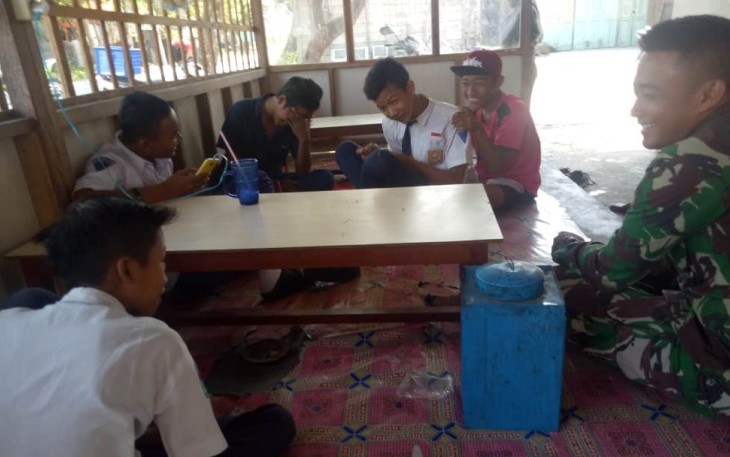 TNI Juga Sempatkan "Terapi" Anak Sekolah Bolos
