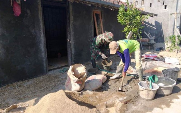 Bedah Rumah Zaenuri Capai Finishing