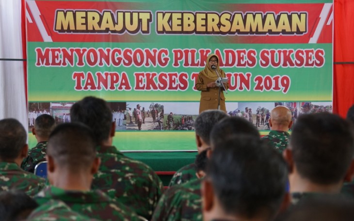 Bupati Tegal saat memberikan Sambutan di Mako Dim 0712/Tegal
