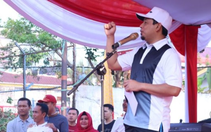 Wakil Wali Kota Bengkulu Dedy Wahyudi Lepas Peserta Lomba Gerak Jalan 