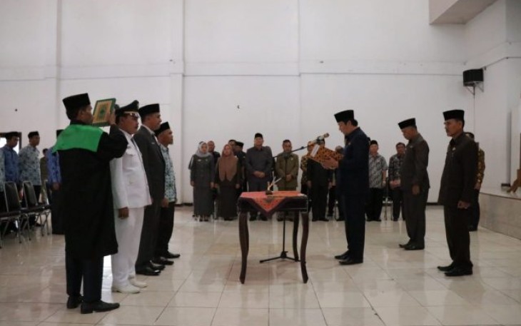 Sekretaris Daerah Bengkulu Selatan Yudi Satria Lantik Puluhan Pejabat Eselon III dan Eselon IV