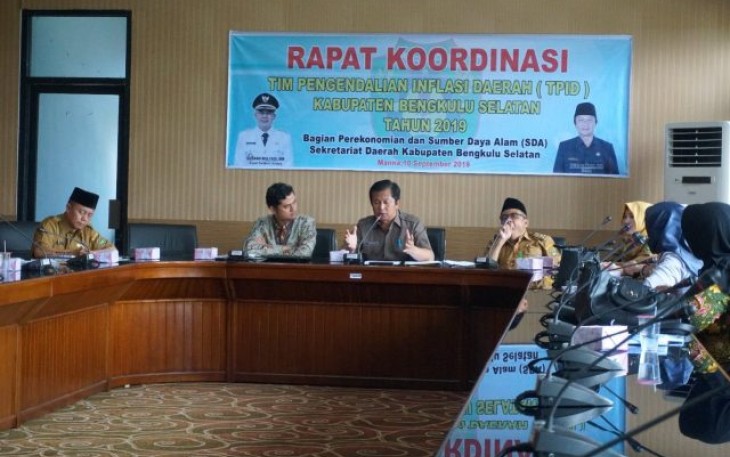 Sekretaris Daerah Bengkulu Selatan Yudi Satria Pimpin Rakor Tim Pengendalian Inflasi Daerah Kuartal Kedua Tahun 2019 