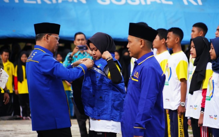 Gubernur Bengkulu Rohidin Mersyah Kukuhkan Satgas Anti Narkoba Sekolah di Rejang Lebong  