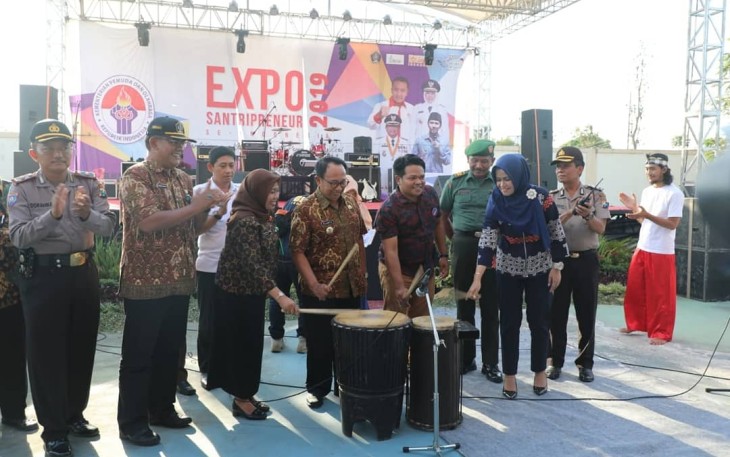 Bupati Rijanto di acara Expo Santripreneur 2019