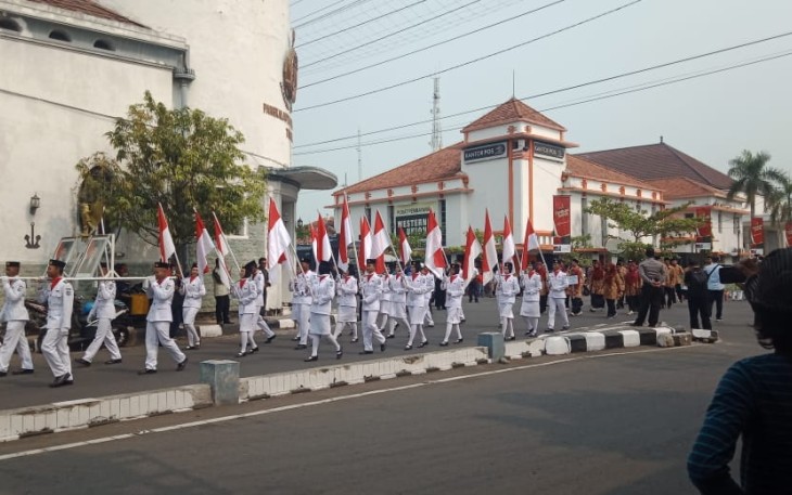 Barisan Pelajar Ramaikan Pawai Ta’ruf MTQ Kota Tegal 2019