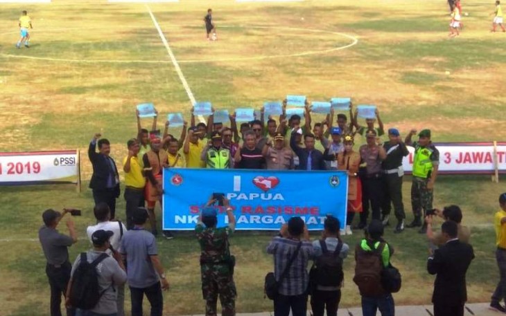 Pertandingan Persab Brebes dan Persebi Dihadiri Langsung Bupati Boyolali H. Seno Samodro,