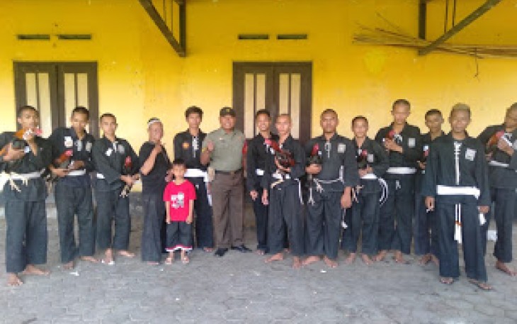 Babinsa Koramil 22 Wonosari Jalin Silahturahmi Dengan Tokoh Pencak Silat Setia Hati