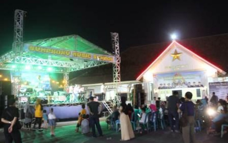 shympony music pelajar di gedung juang 45