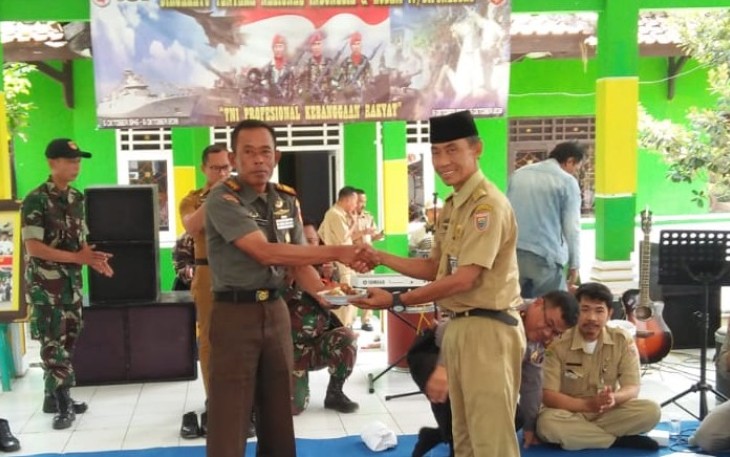 Sinergitas TNI-Polri dan Muspika Reban Gelar Tasyakuran HUT TNI Ke 74