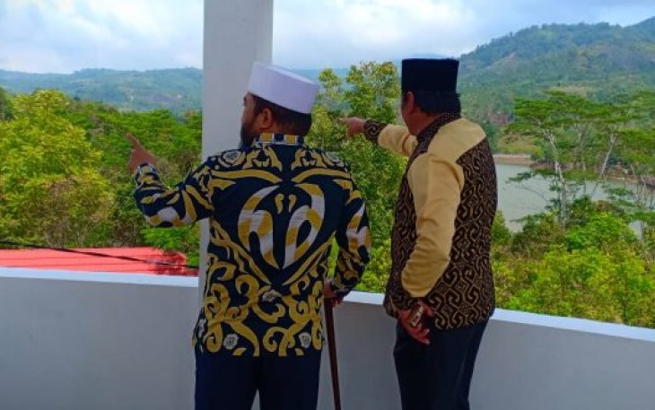 Wali Kota Bengkulu Helmi Hasan Dan Bupati Lebong Rosjonsyah 