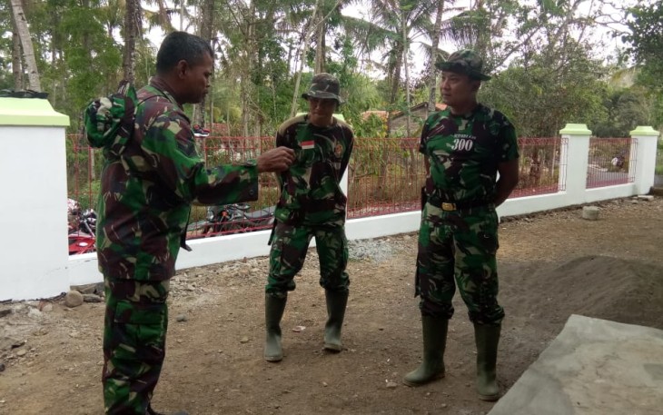 Koordinasi Sebelum Rehab Mushola di Lokasi TMMD 106 Kodim Cilacap