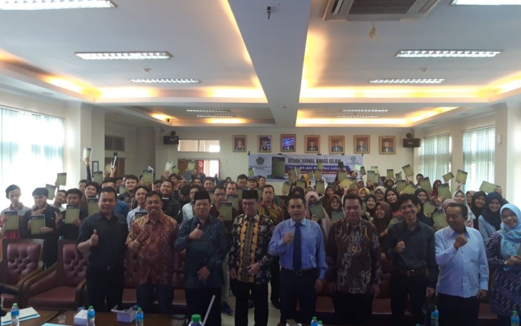 Bedah Jurnal Ilmiah: Ubah Skripsi Jadi Artikel