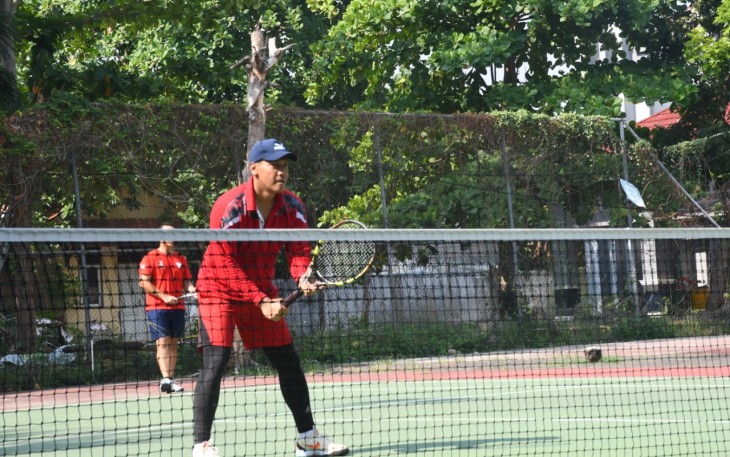 Pertandingan Tenis Lapangan Bupati Batang vs Kapolres Pekalongan Kota