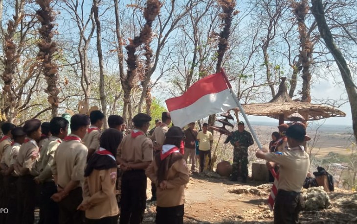 Aksi Saka Wira Kartika Koramil 16/Larangan Jelajah Gunung Nyapa Karangbale