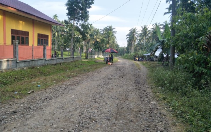 Kondisi jalan Nisam Antara 