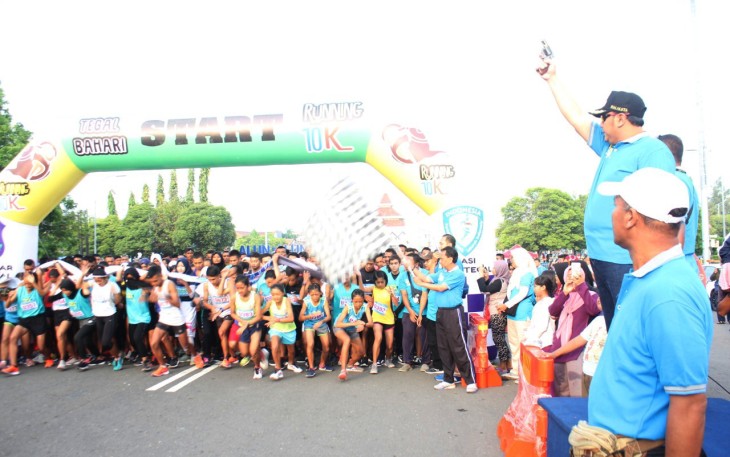 Event Lomba Lari Tegal Bahari 10 K Diikuti Ratusan Peserta Asal Daerah Lain