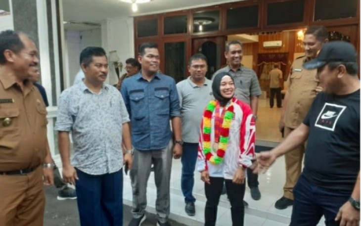Sekdakab dan Kapolres Asahan Sambut Atlet Agustina Mardika Manik