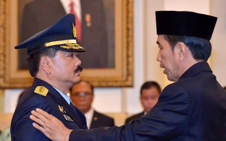 Panglima TNI saat bersama Presiden Jokowi