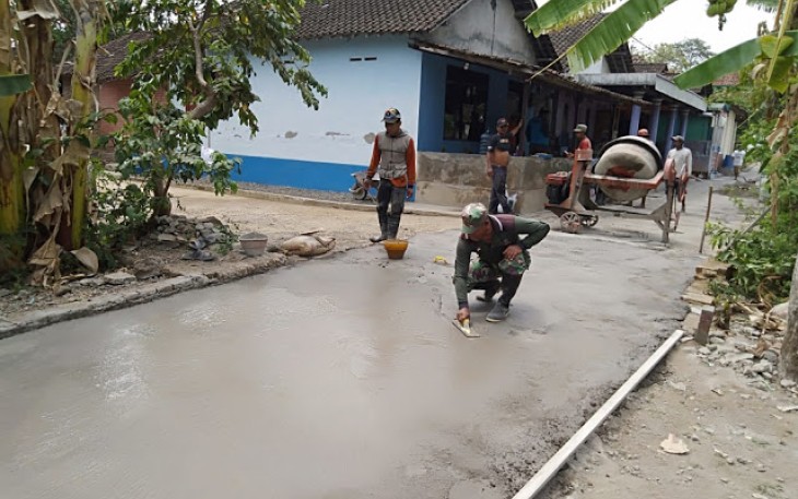  Karya Bhakti Betonisasi Jalan   