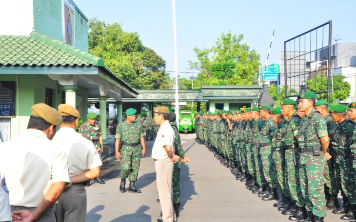 Suasana Apel Pagi di halaman Kodim 0808/Blitar