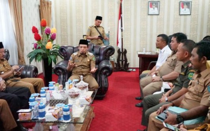 Wakil Wali Kota Dedy Wahyudi Pimpin Rapat 