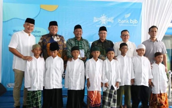 118 Anak Ikuti Khitan Massal Bank BJB Tegal