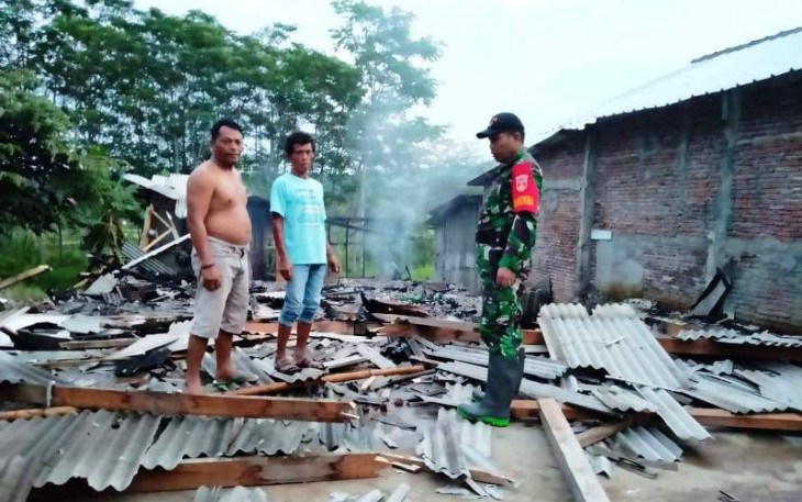 Rumah Warga Tonjong Brebes Rata Dengan Tanah pasca terbakar