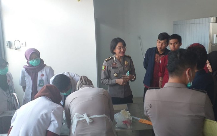 Pemeriksaan Tim Gabungan Bid Dokkes Polda Bengkulu. Foto: Tribratanewsbengkulu.com