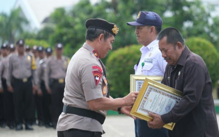 Polda Lampung Berikan Penghargaan kepada Satpam