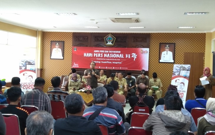 Bupati Rijanto saat menyampaikan sambutan pada perayaan dan tasyakuran HPN ke- 74 di kabupaten Blitar 