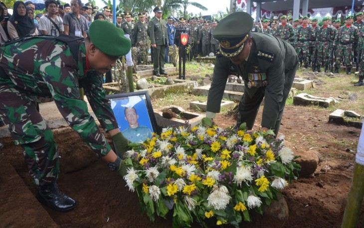 Anggota TNI Korban Heli MI-17 Jatuh di Papua Dimakamkan di Banyumas
