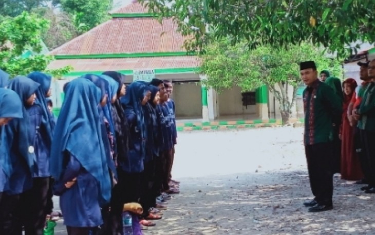 Pelepasan Kontingen Paskibra MTSN 1 Labura