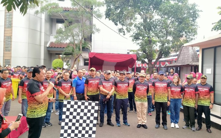 Dandim 0503/JB Jalan Sehat Bersama Pihak BPN Jakarta Barat