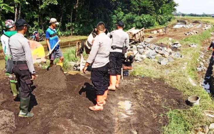 Jajaran Polres Pekalongan Bersinergi Dengan TNI Hingga TMMD Reguler Usai