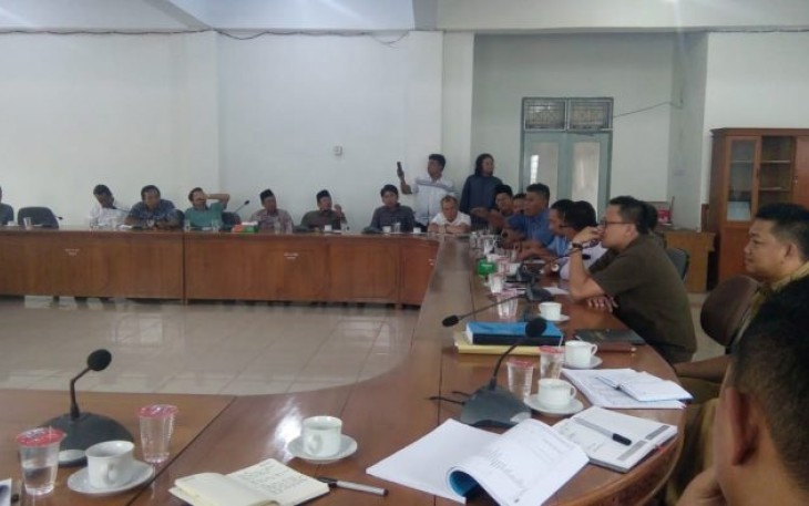 DPRD Bengkulu Selatan Melakukan Hearing 