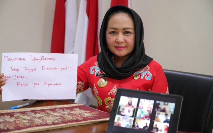 Bupati Tulangbawang Hj Winarti