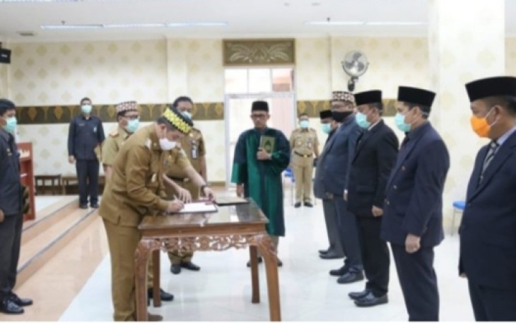 Bupati Pesawaran Lantik 6 Pejabat Eselon II