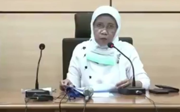 Kadinkes Provinsi Riau Mimi Yuliani Nazir saat konferensi pers