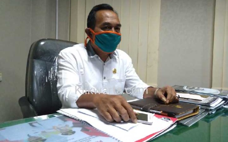 Ketua Komisi II DPRD Kabupaten Blitar Idris Narbawi (foto : Faisal NR / Klikwarta.com) 