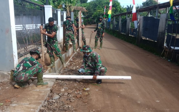 Satgas TMMD Tak Lupakan Saluran Air Warga